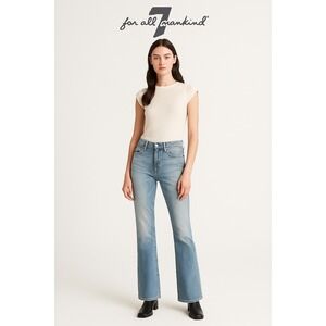 7 For All Mankind "A" Pocket Bootcut Jeans Women's Size 28 Light Wash Denim